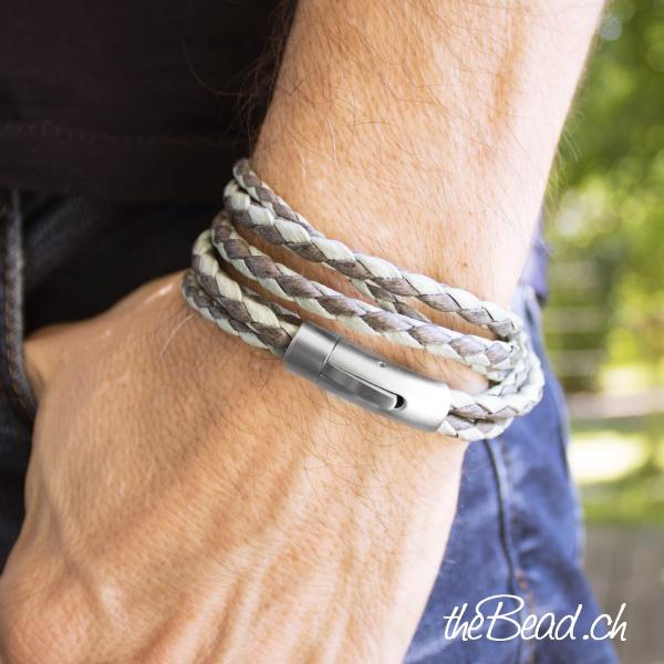 Veganes Wickelarmband mit Hebeldruck Verschluss
