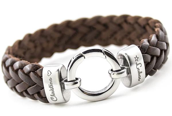 dunkelbraunes herren lederarmband mit gravur