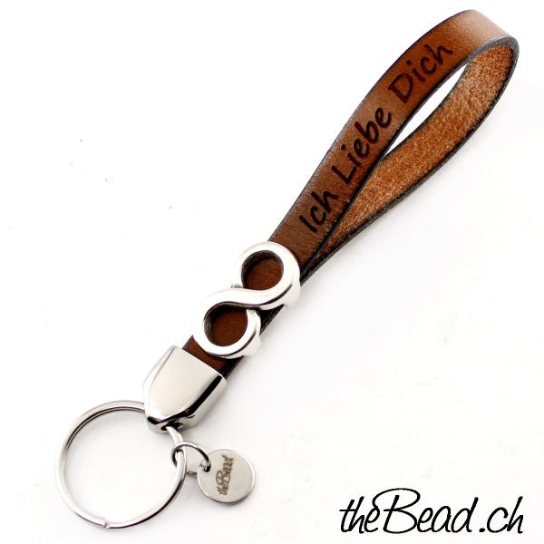 key chain with personal engraving