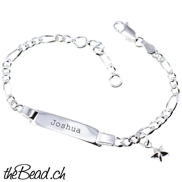 silber armkettchen und gravurarmband für kinder zur taufe als taufschmuck und babyschmuck namensarmband