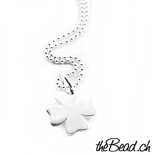 Kleeblatt Glücksbringer Collier Halskette mit Anhänger
