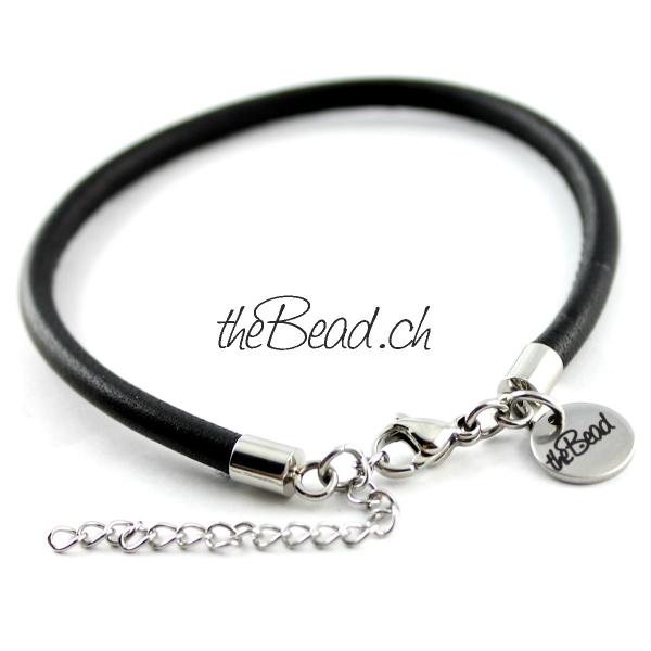 one size anklet made of leather