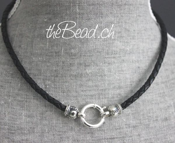 Lederhalskette im schweizer Schmuckonlineshop thebead
