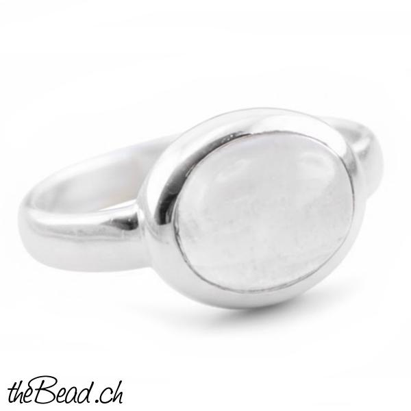 Silber Fingerring mit Regenbogen Mondstein