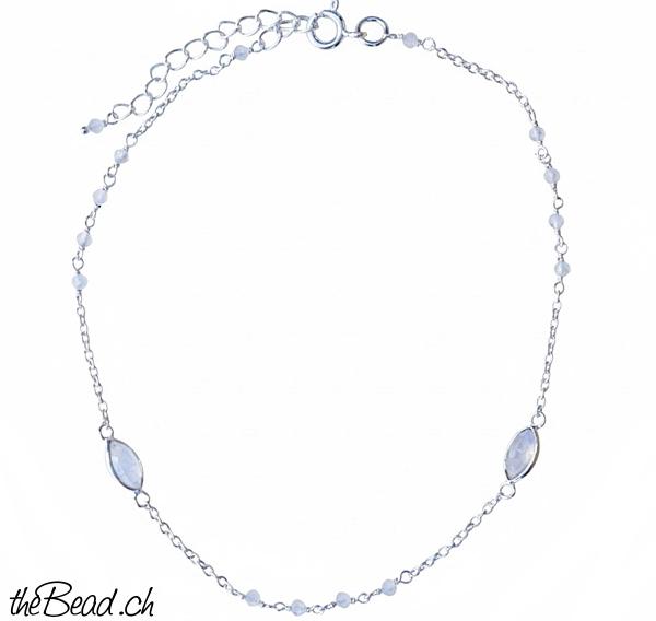 Fusskettchen mit Regenbogenmondstein