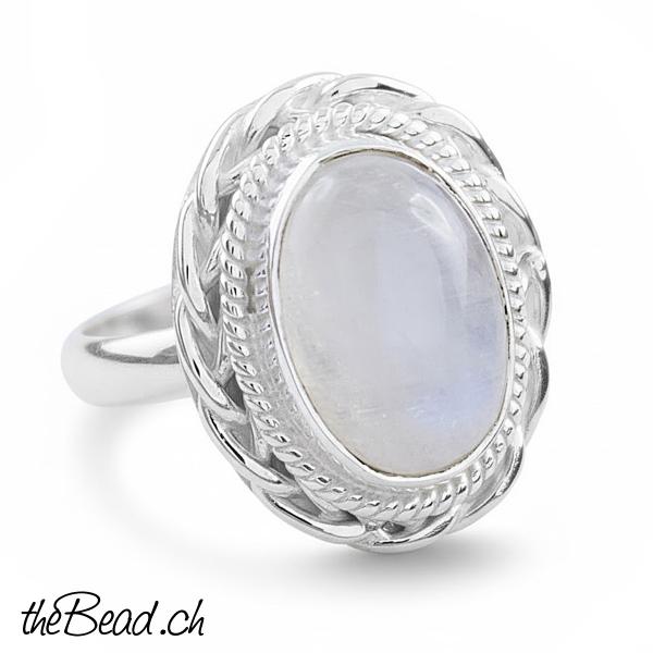 Silber Fingerring mit  regenbogen mondstein
