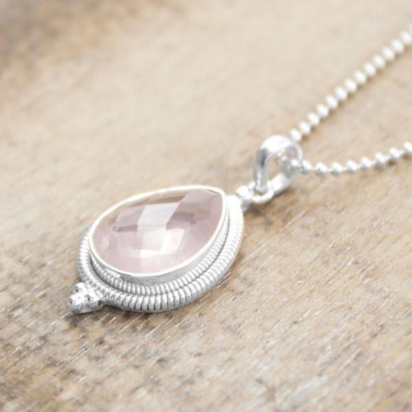 rosenquarz silberhalskette silberschmuck anhaenger thebead schweiz