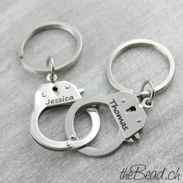 engraved hand cuffs key chain