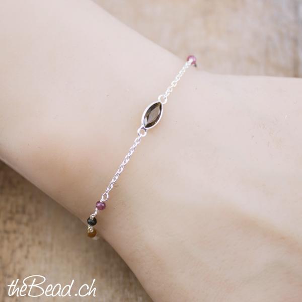 Silberarmband mit Turmalin Edelsteinen