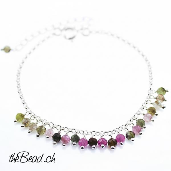 silberarmband mit bunten Turmalin Anhängern