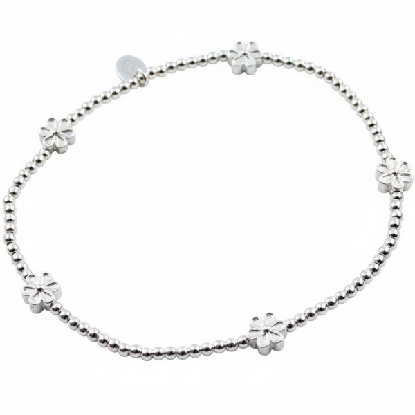 Silberarmband auf elastischem Band