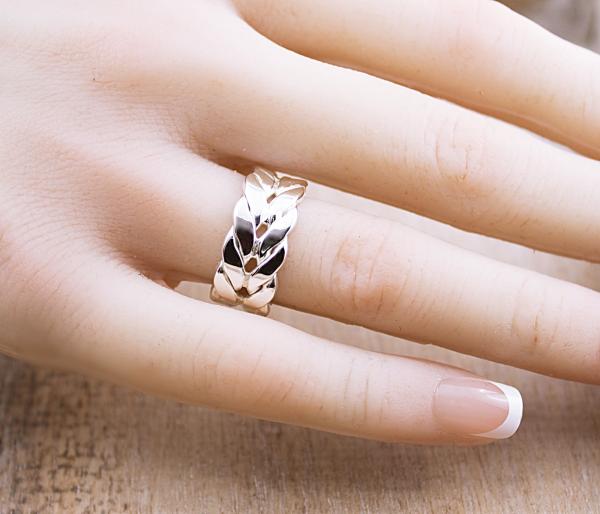 silver finger ring