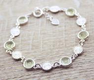 silberarmband mit prehnit Steinen